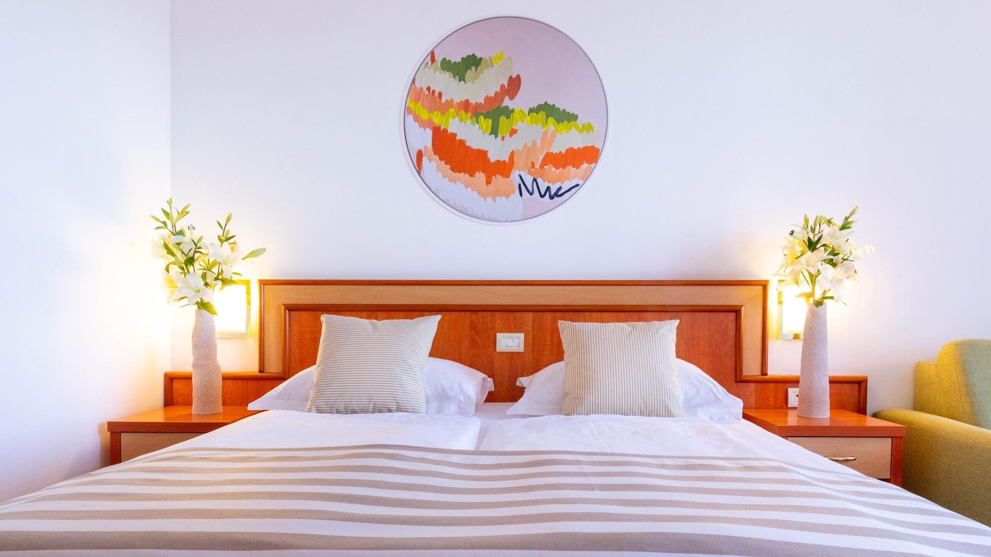 Bluesun Holiday Village Afrodita Tucepi Ngoại thất bức ảnh