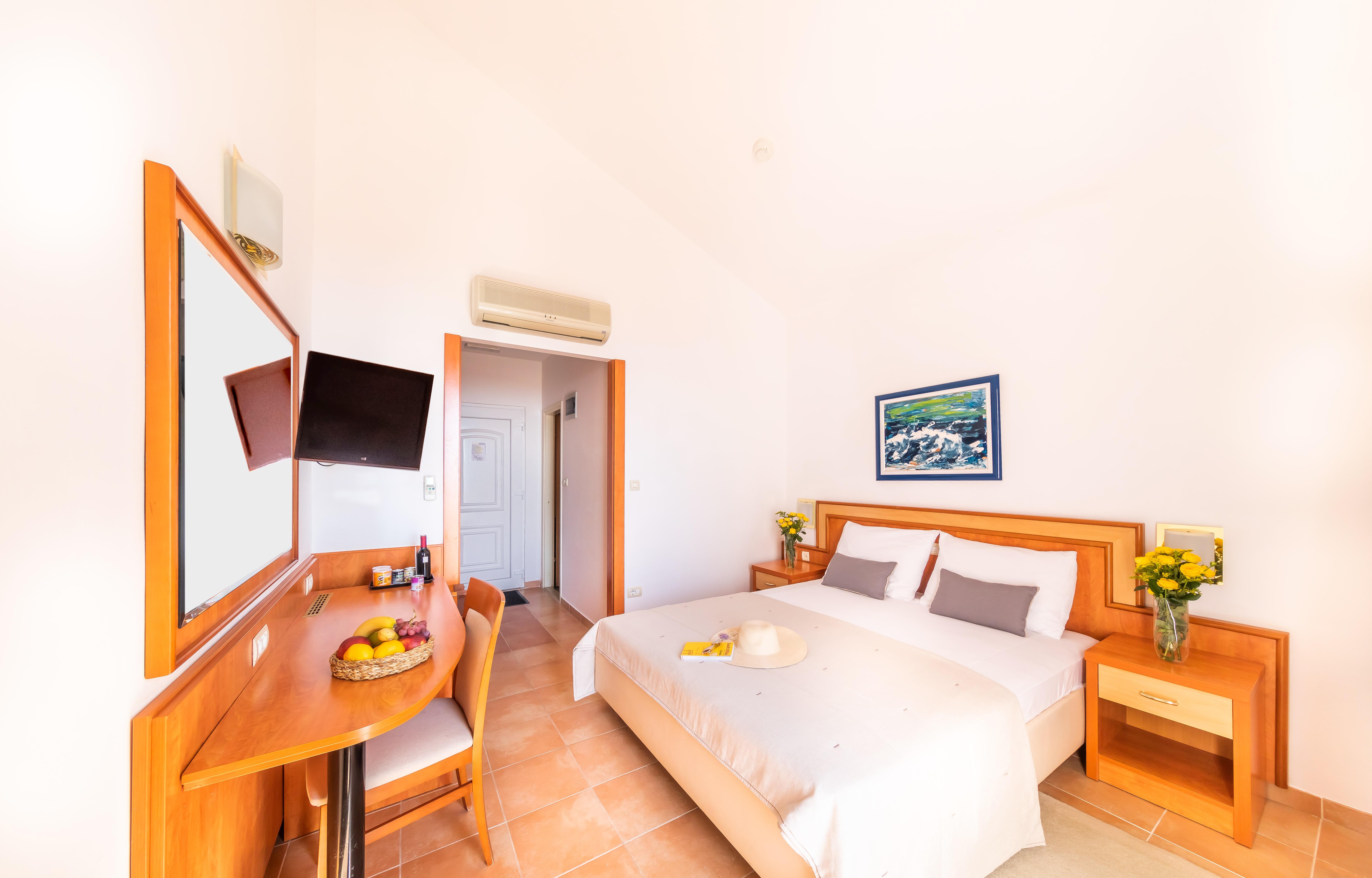 Bluesun Holiday Village Afrodita Tucepi Ngoại thất bức ảnh