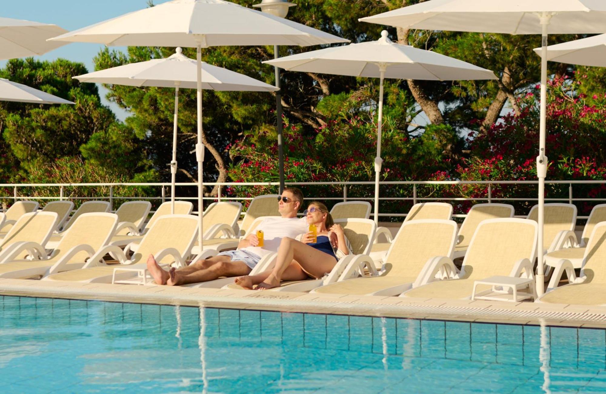 Bluesun Holiday Village Afrodita Tucepi Ngoại thất bức ảnh